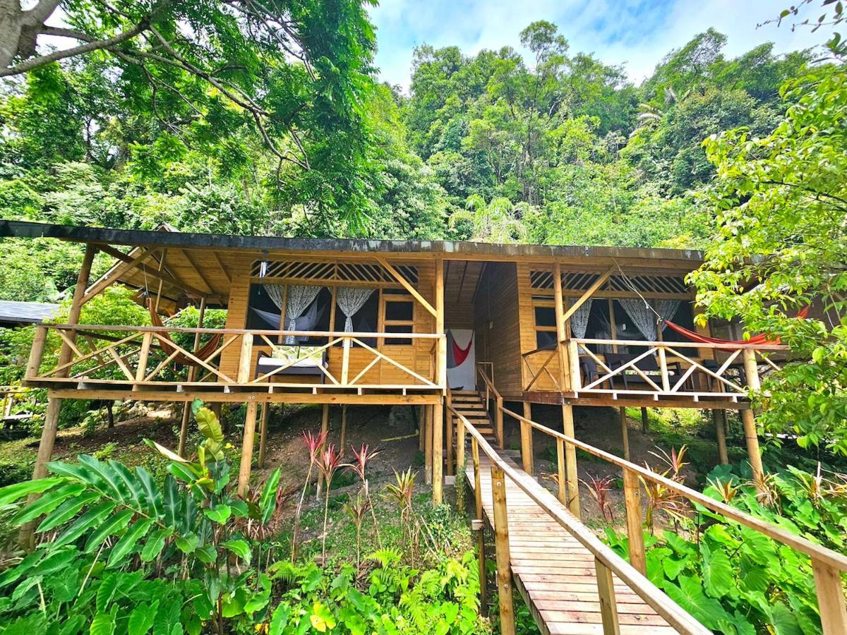 Hotel Piedra Piedra Lodge Nuquí 外观 照片