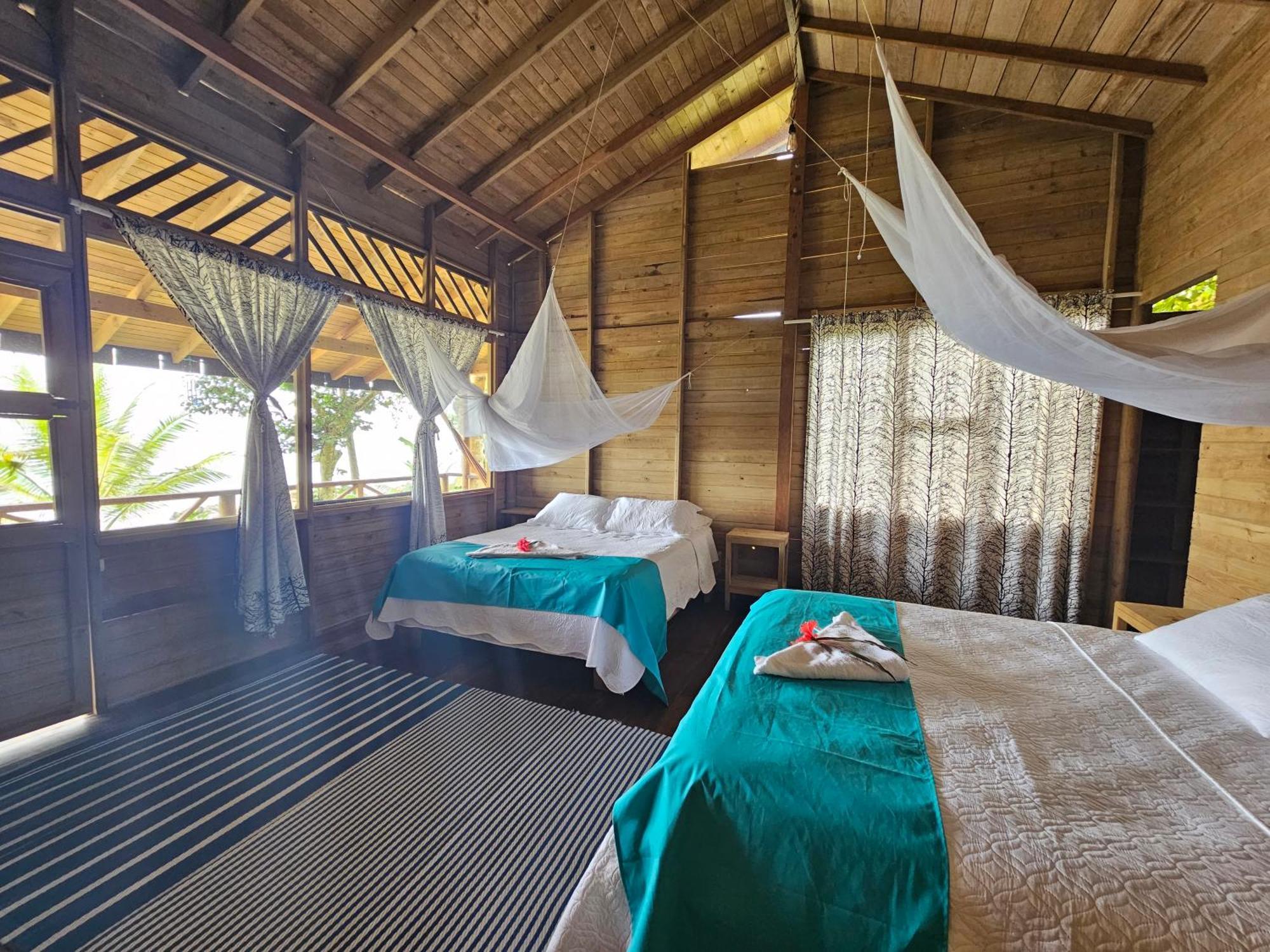 Hotel Piedra Piedra Lodge Nuquí 外观 照片